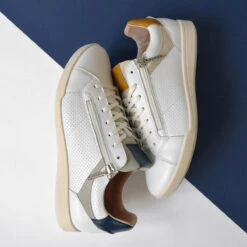 Pataugas PALME L/PE F2I MARINE 16 Pataugas PALME L/PE F2I MARINE -Pataugas Soldes Boutique F Palme L PE Marine Ocre WHLSL